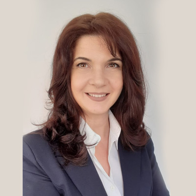Claudia Tanase - Brand Manager 